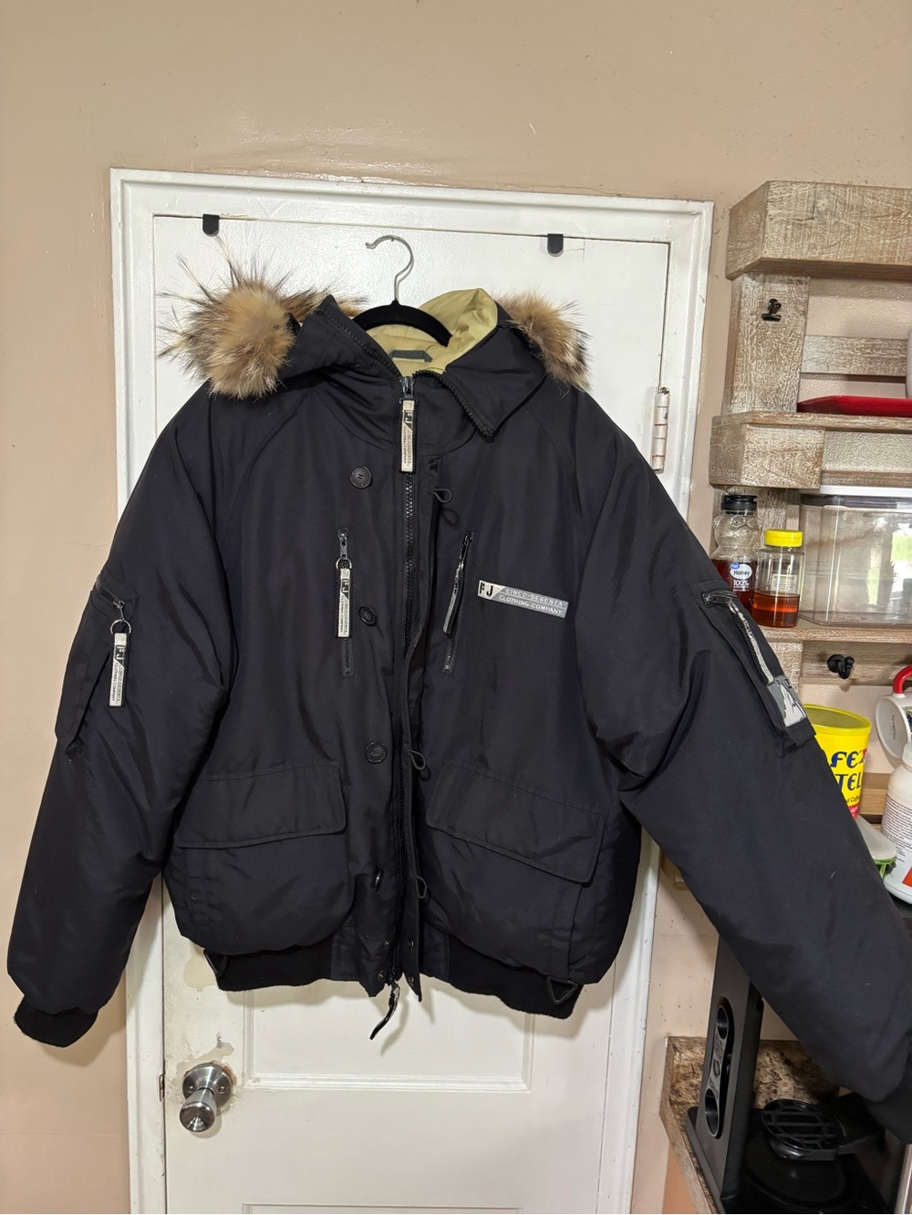 FAT JOE 560 SHORT PARKA JACKET WITH COYOTE FUR HOOD MENS FROM THE EARLY 2000.